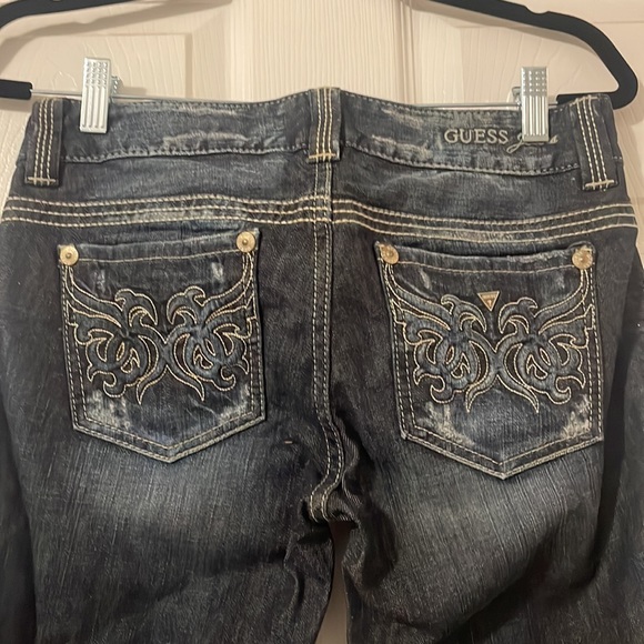 Guess Jeans - Picture 5 of 6